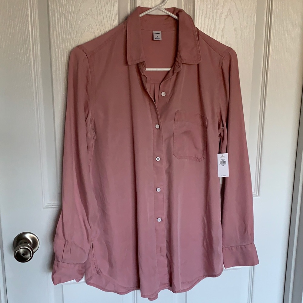 Old Navy Women’s Button Down Shirt
